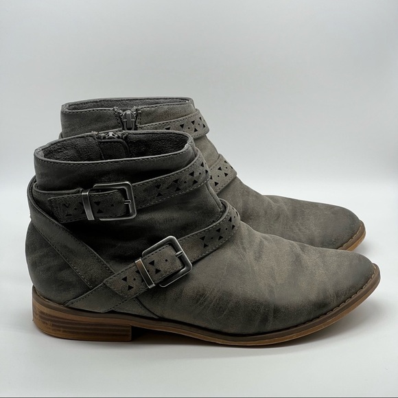 Rocket Dog Gray Moto Ankle Boots - Picture 1 of 10
